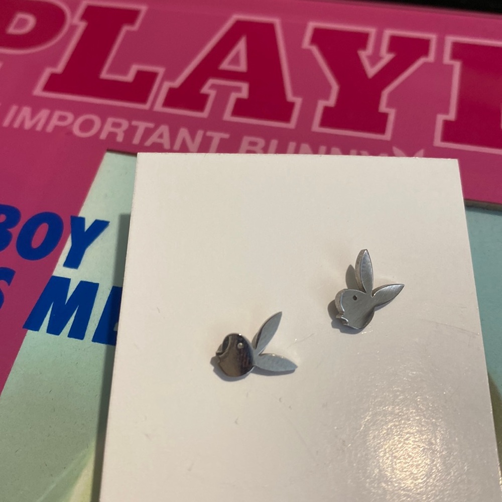 Playboy bunny earrings studs